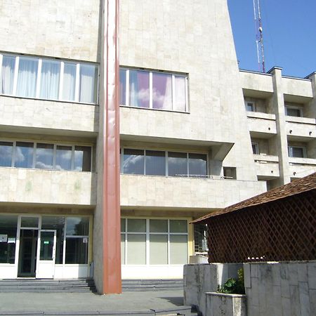 Hotel Profspilkovyi 루치크 외부 사진