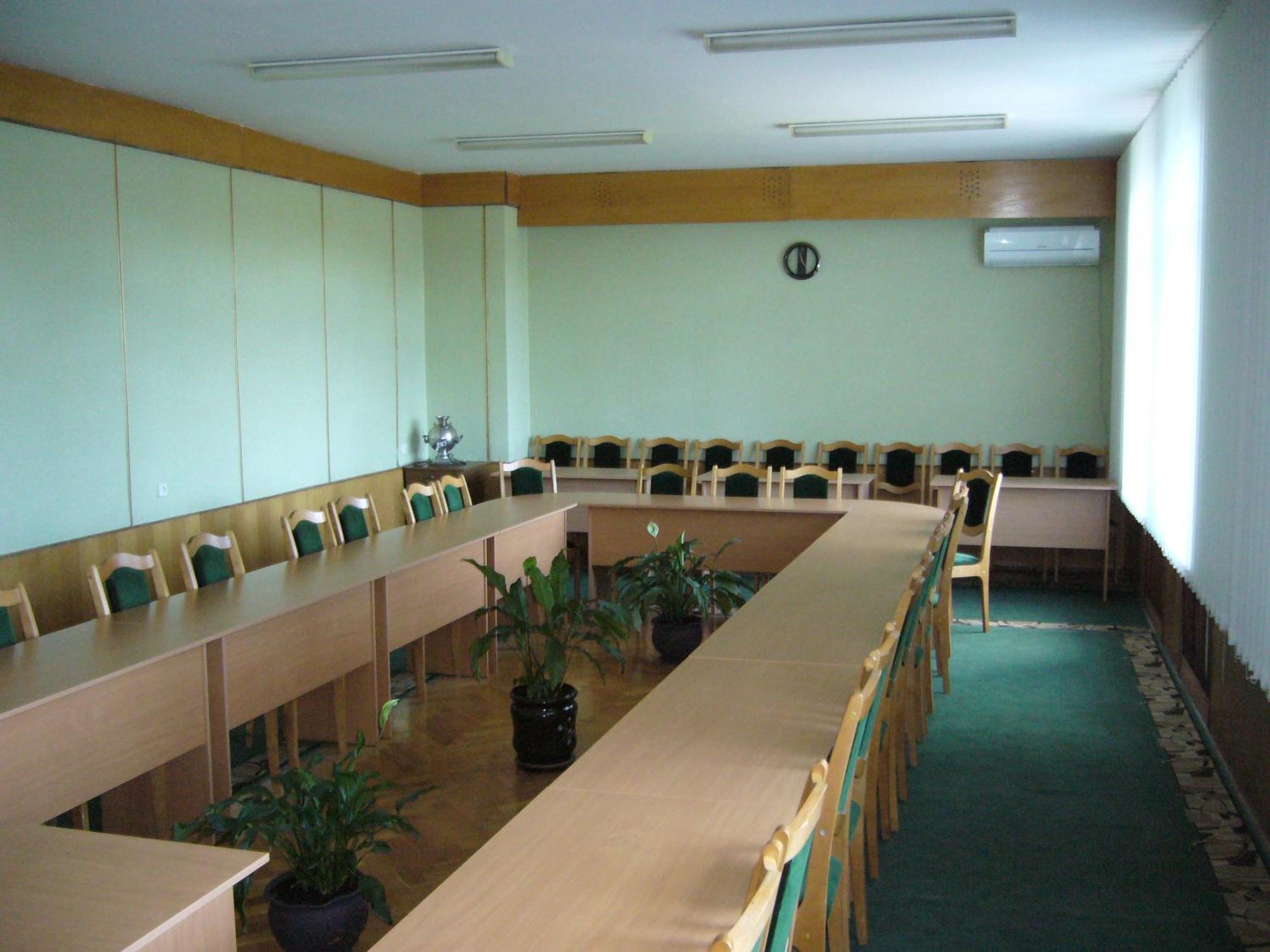 Hotel Profspilkovyi 루치크 외부 사진