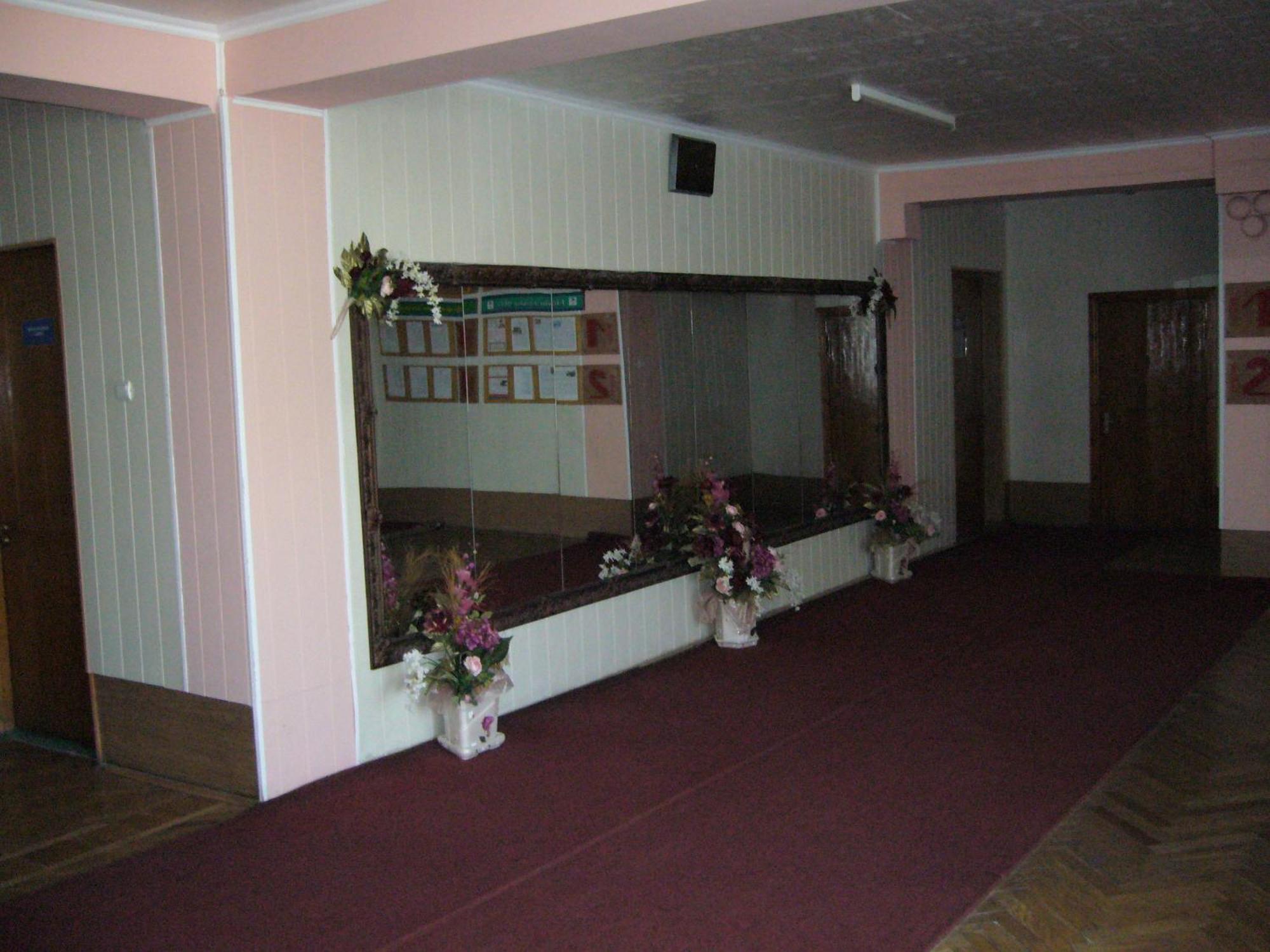 Hotel Profspilkovyi 루치크 외부 사진